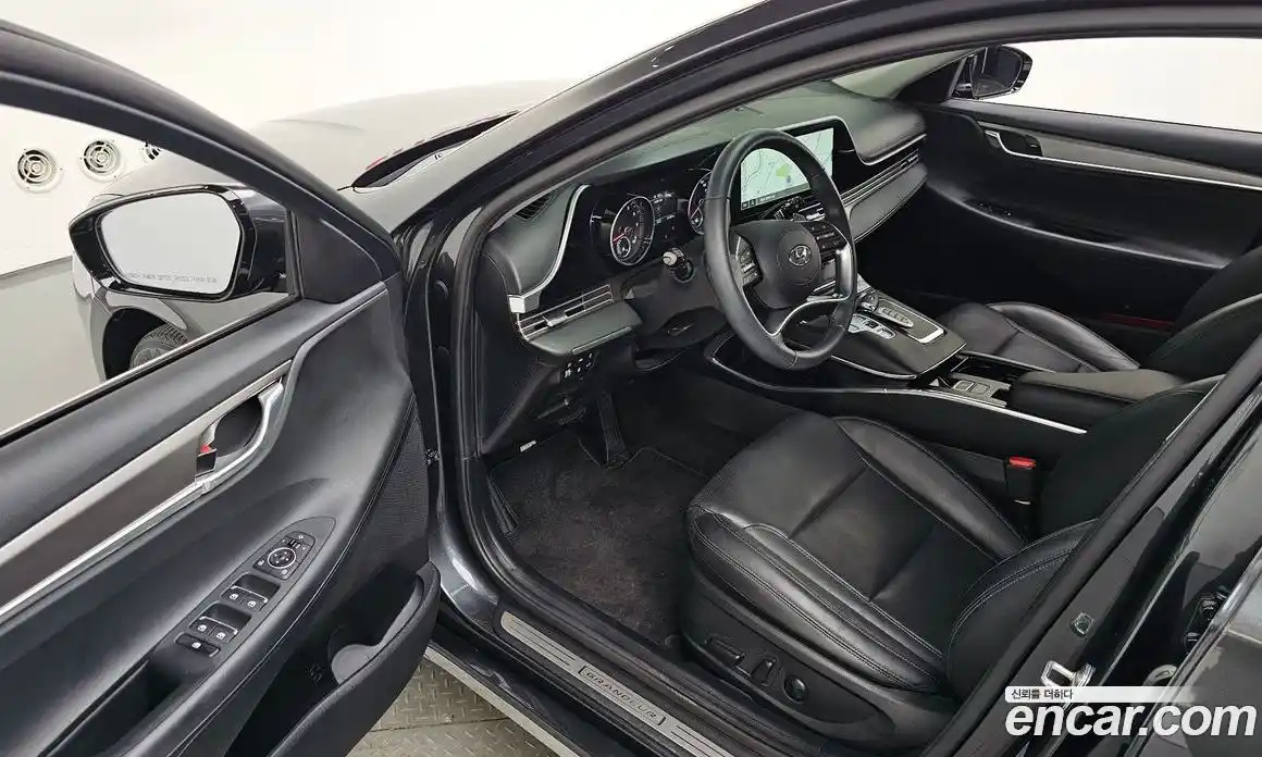 Hyundai Grandeur 2021 2.5 автомат (гидро), фото 15