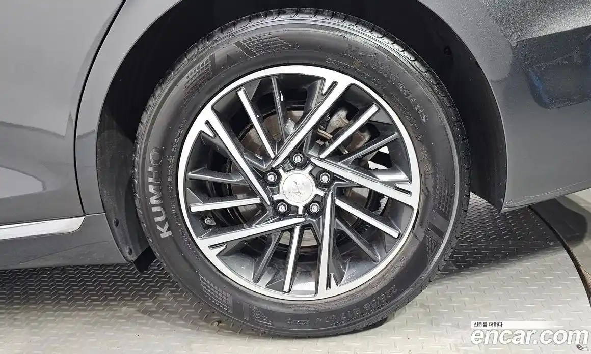 Hyundai Grandeur 2021 2.5 автомат (гидро), фото 6