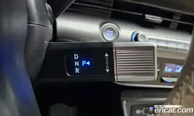 Hyundai Kona 2023 1.6 автомат (гидро), миниатюра 12