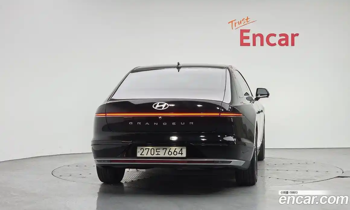 Hyundai Grandeur 2023 2.5 автомат (гидро), фото 4