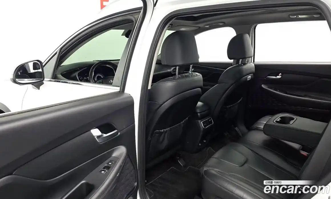Hyundai Santa Fe 2023 2.2 автомат (гидро), фото 18