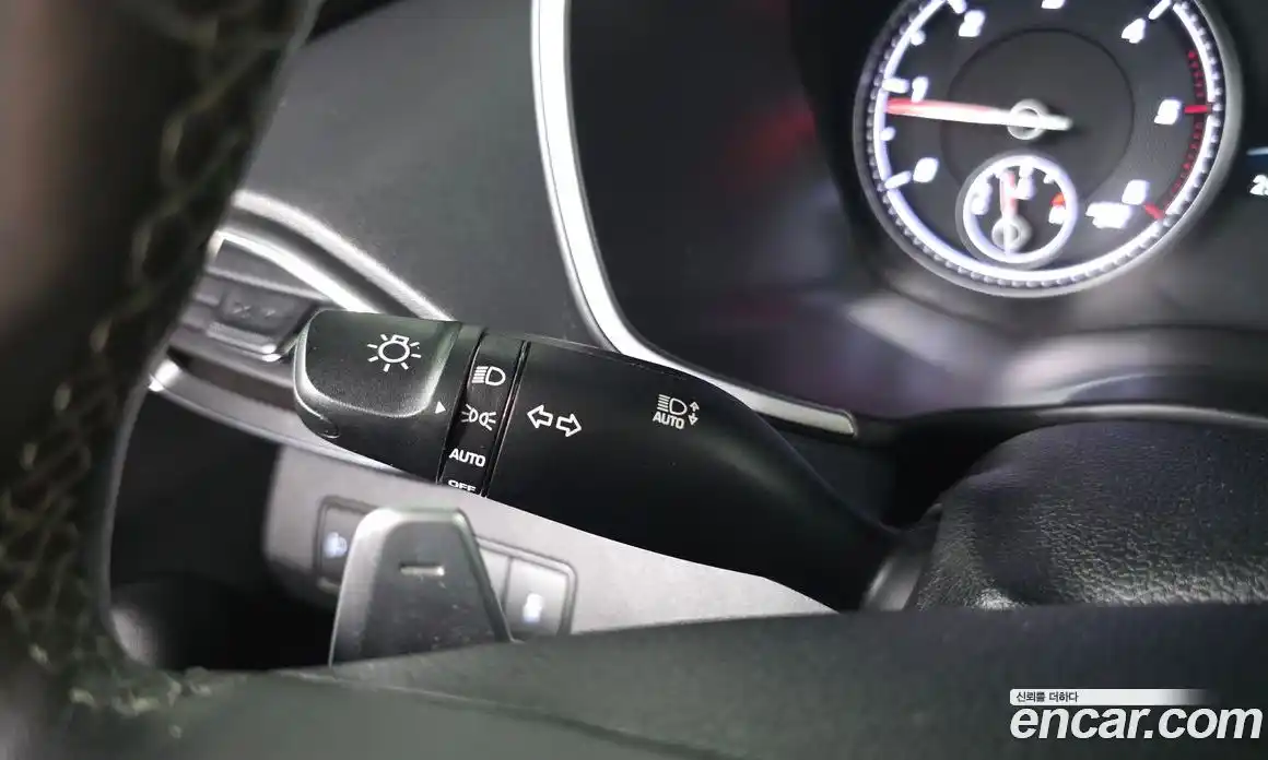 Hyundai Santa Fe 2023 2.2 автомат (гидро), фото 30