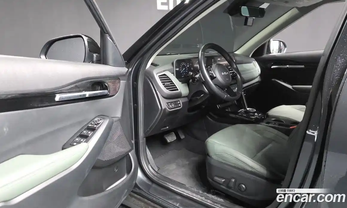 Kia Seltos 2023 1.6 автомат (гидро), фото 13