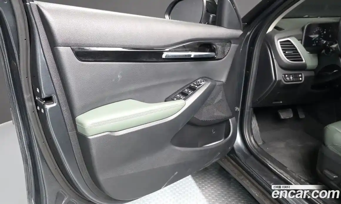Kia Seltos 2023 1.6 автомат (гидро), фото 14
