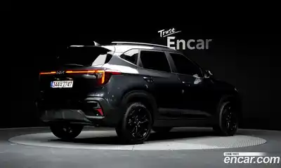 Kia Seltos 2023 1.6 автомат (гидро), миниатюра 2