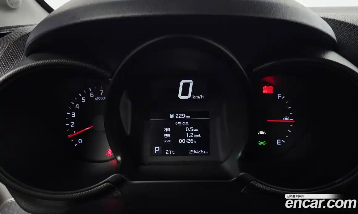 Kia Ray 2020 1.0 автомат (гидро), фото 11