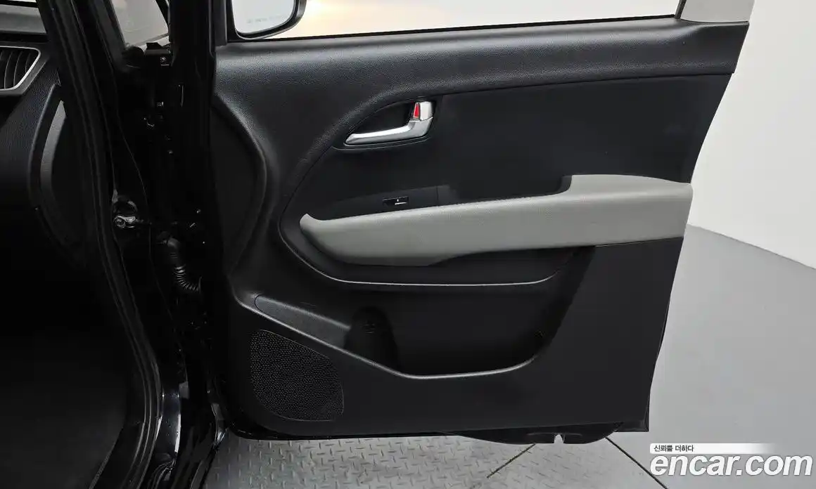 Kia Ray 2020 1.0 автомат (гидро), фото 15