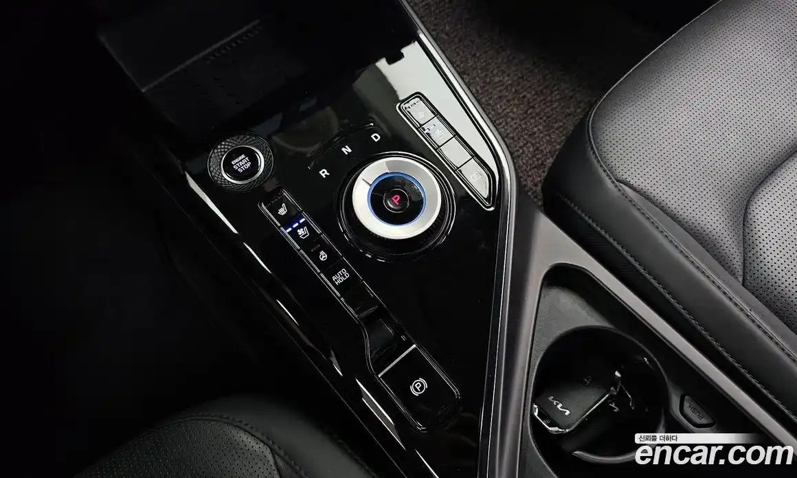 Kia Niro 2024 1.6 автомат (гидро), фото 12