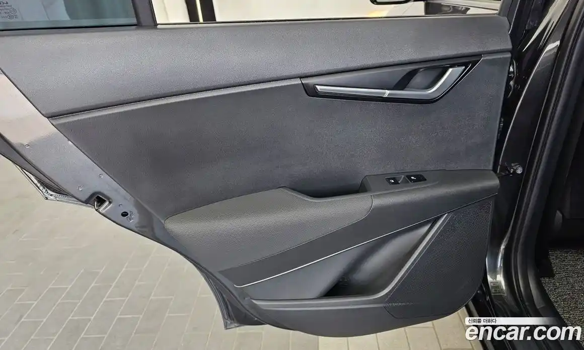 Kia Niro 2024 1.6 автомат (гидро), фото 15