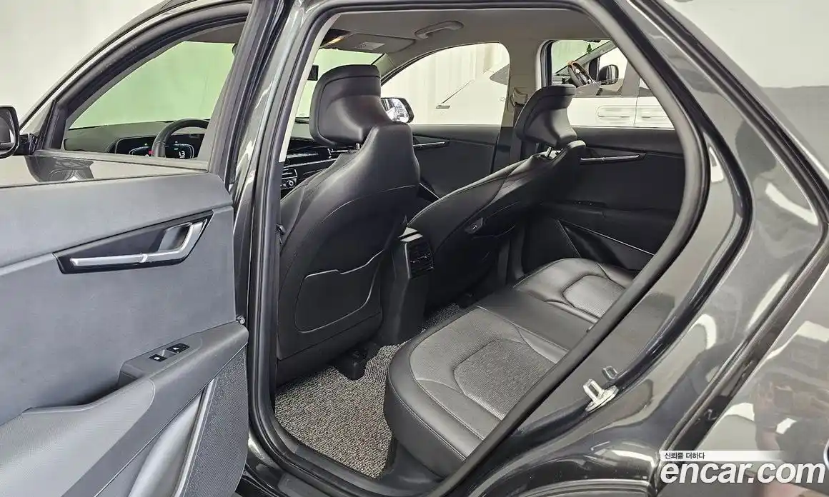 Kia Niro 2024 1.6 автомат (гидро), фото 16
