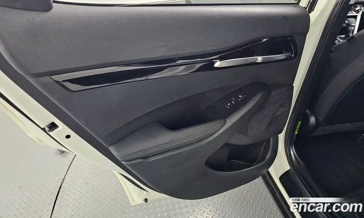 Kia Seltos 2021 1.6 автомат (гидро), фото 15