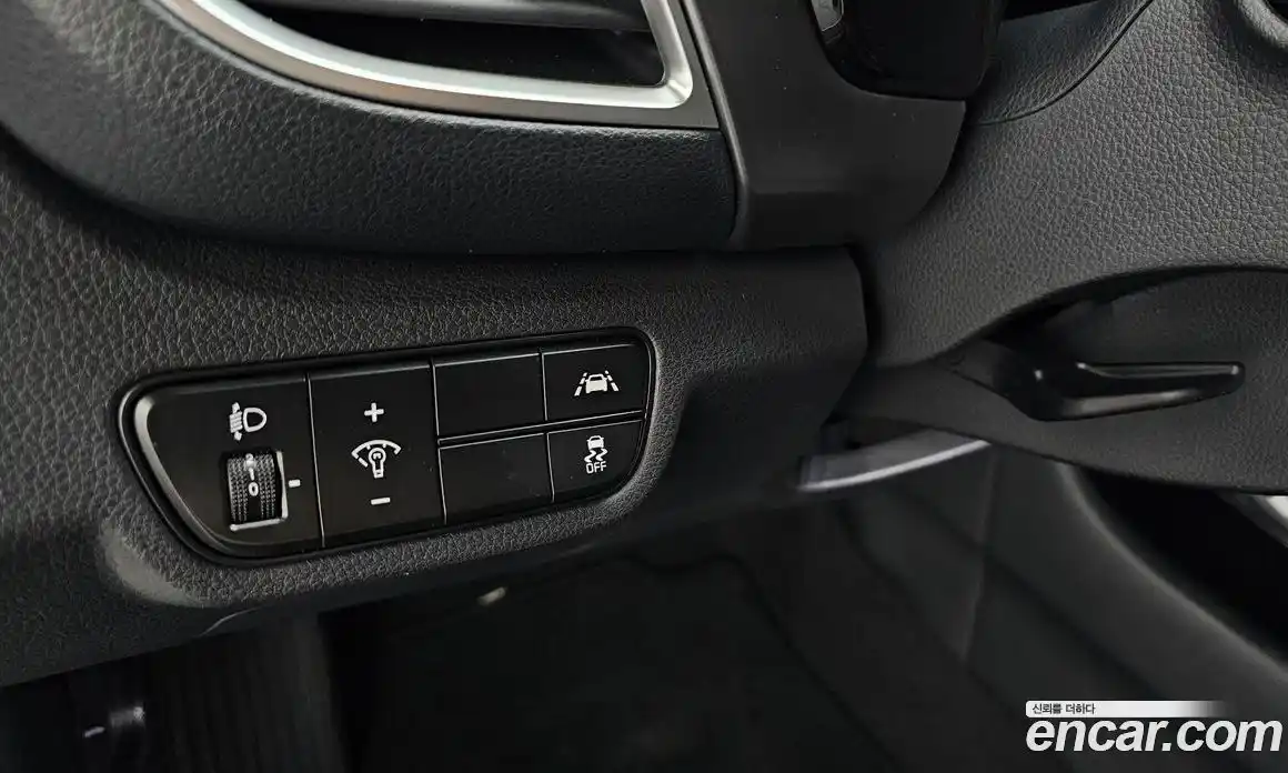 Kia Seltos 2021 1.6 автомат (гидро), фото 25