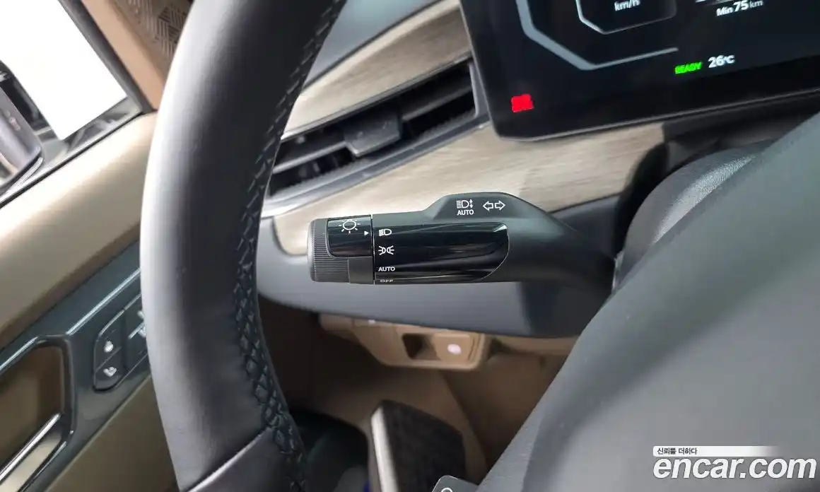 Kia EV9 2023 0.2 автомат (гидро), фото 27