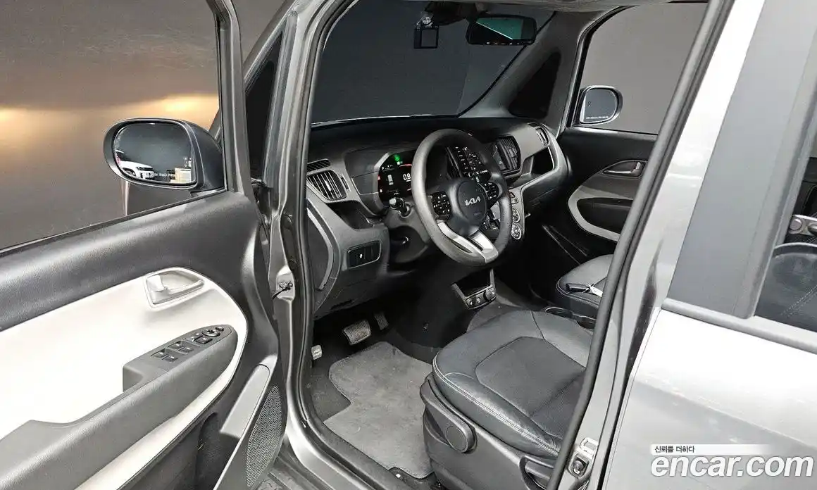 Kia Ray 2023 1.0 автомат (гидро), фото 12
