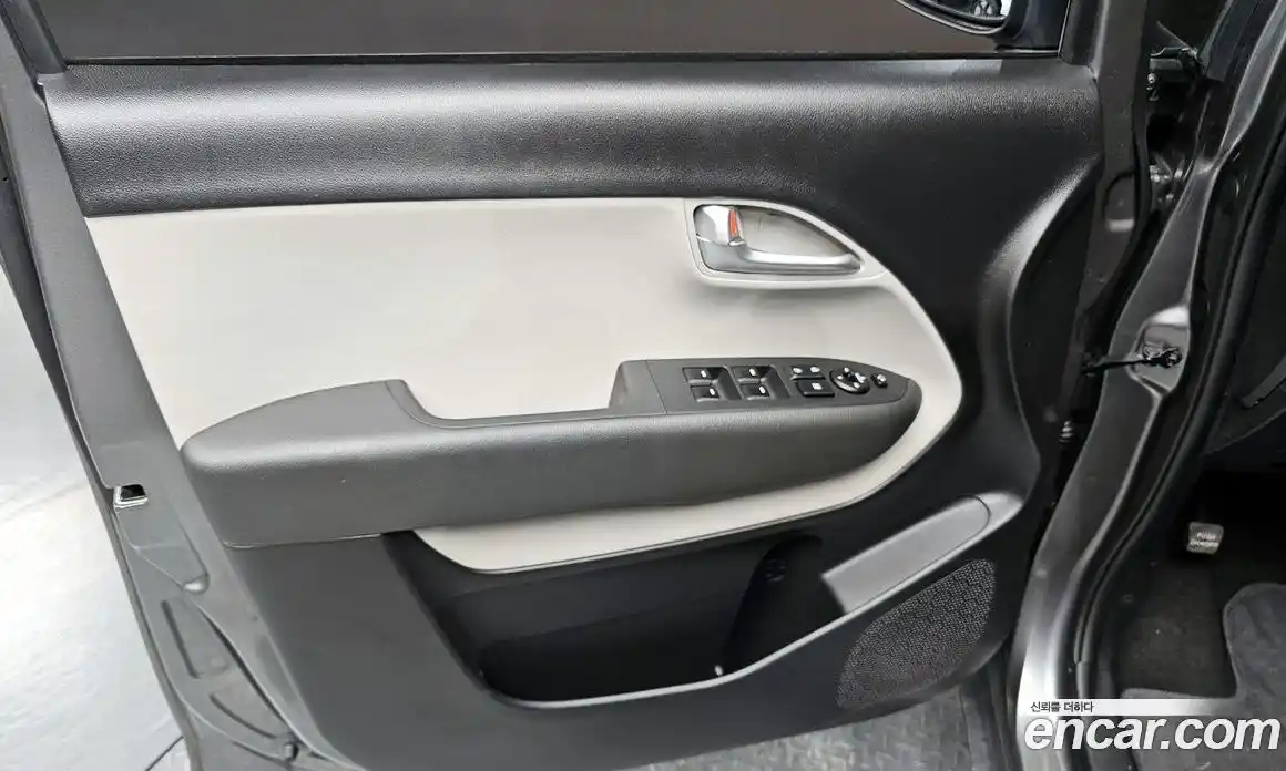 Kia Ray 2023 1.0 автомат (гидро), фото 13