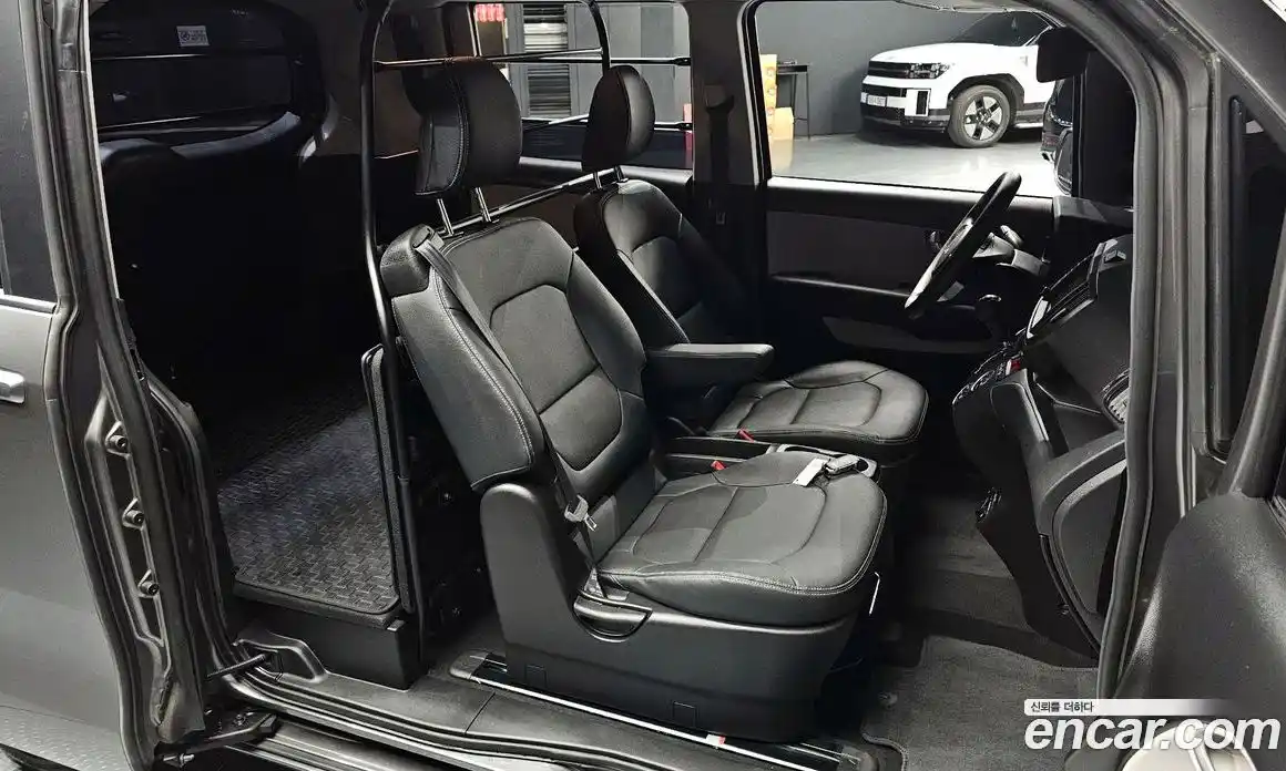 Kia Ray 2023 1.0 автомат (гидро), фото 15