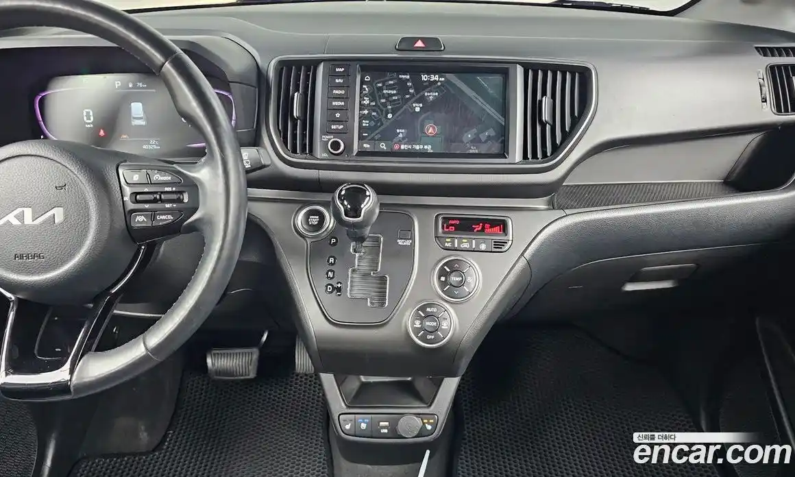 Kia Ray 2023 1.0 автомат (гидро), фото 13