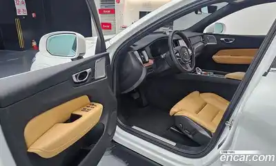 Volvo XC60 2024 2.0 автомат (гидро), миниатюра 12