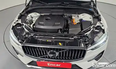 Volvo XC60 2024 2.0 автомат (гидро), миниатюра 5
