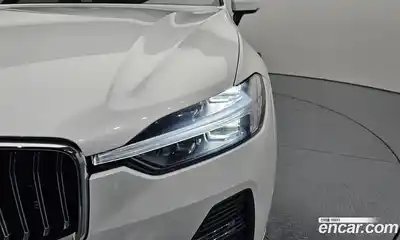 Volvo XC60 2024 2.0 автомат (гидро), миниатюра 7
