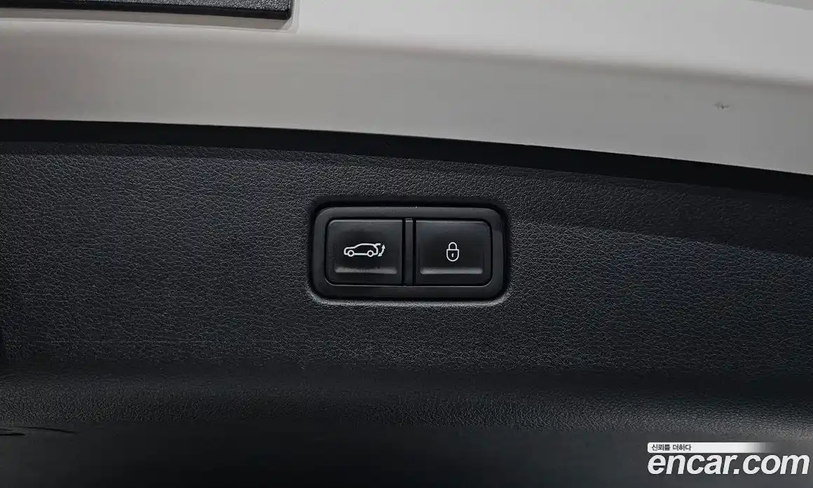 Genesis GV70 2025 3.5 автомат (гидро), фото 35