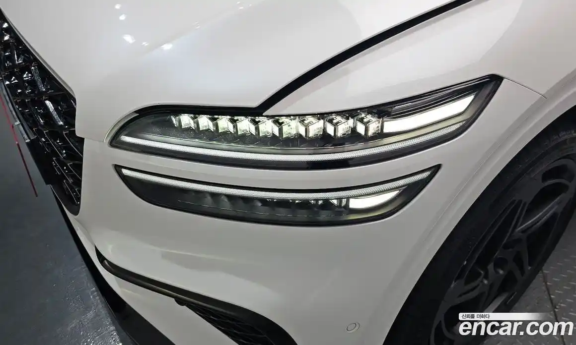 Genesis GV70 2025 3.5 автомат (гидро), фото 7