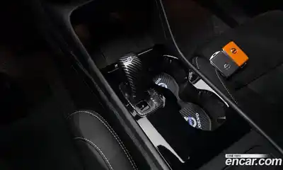 Volvo XC40 2024 0.2 автомат (гидро), миниатюра 11