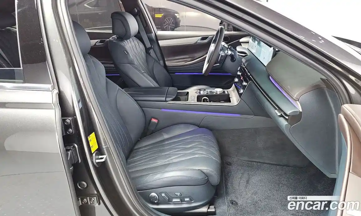 Genesis G80 2025 2.5 автомат (гидро), фото 13