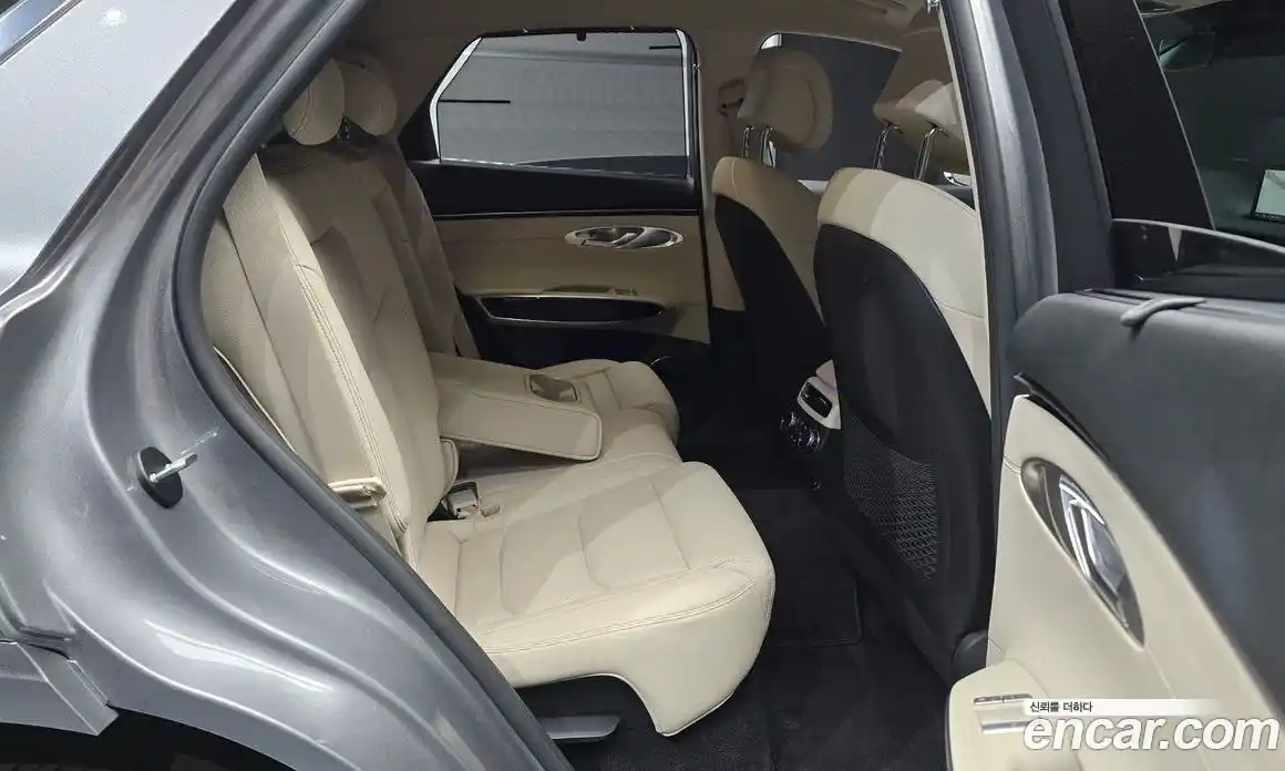 Genesis GV70 2023 2.5 автомат (гидро), фото 12