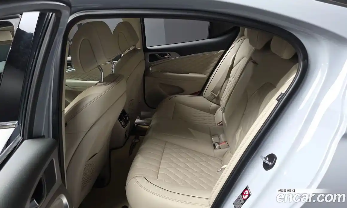 Genesis G70 2019 2.0 автомат (гидро), фото 18