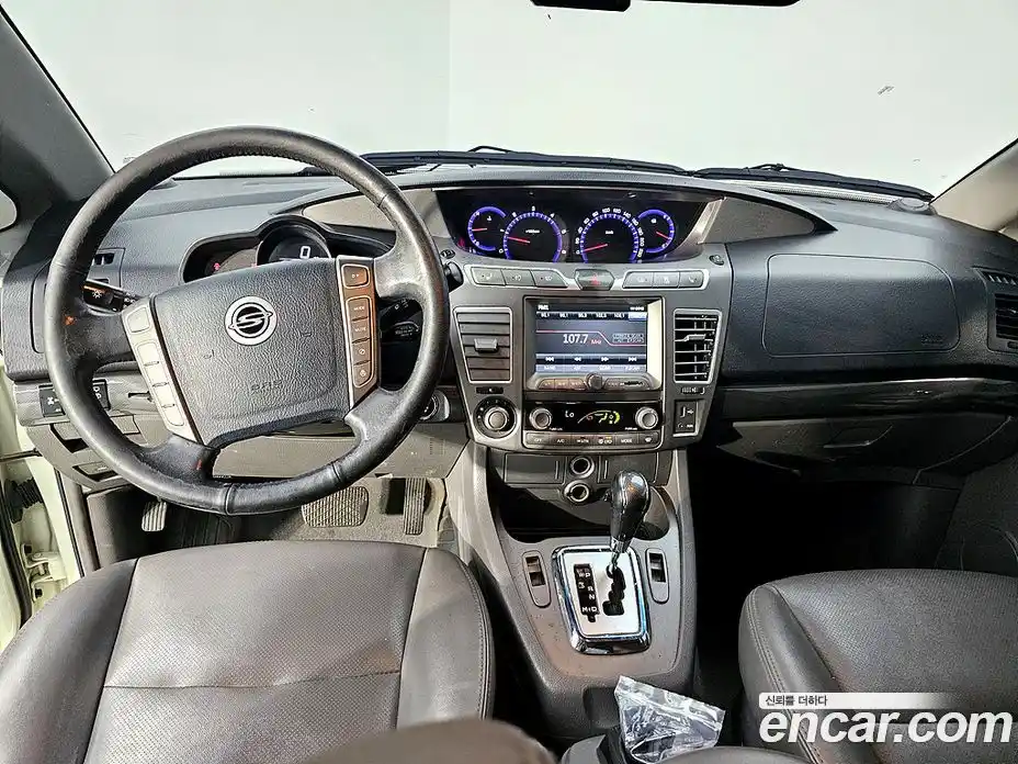 SsangYong Korando 2013 2.0 автомат (гидро), фото 5