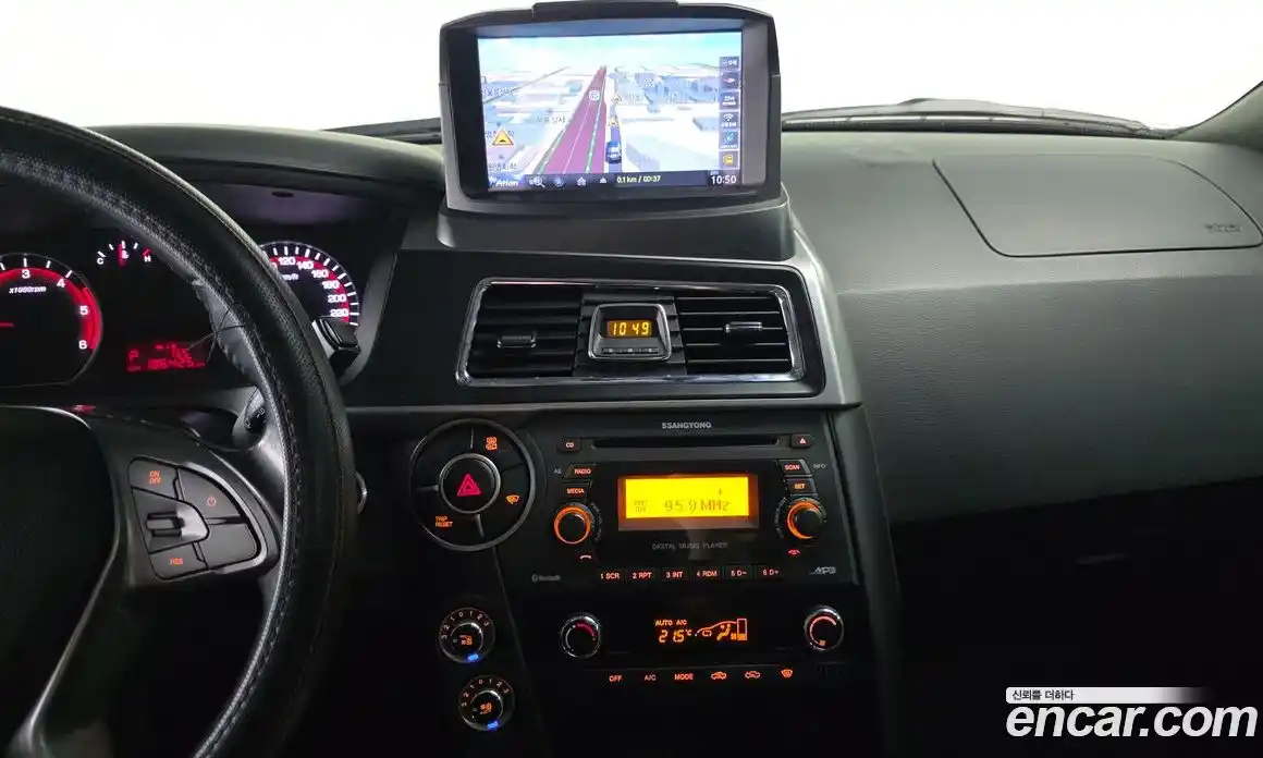 SsangYong Korando 2017 2.2 автомат (гидро), фото 13