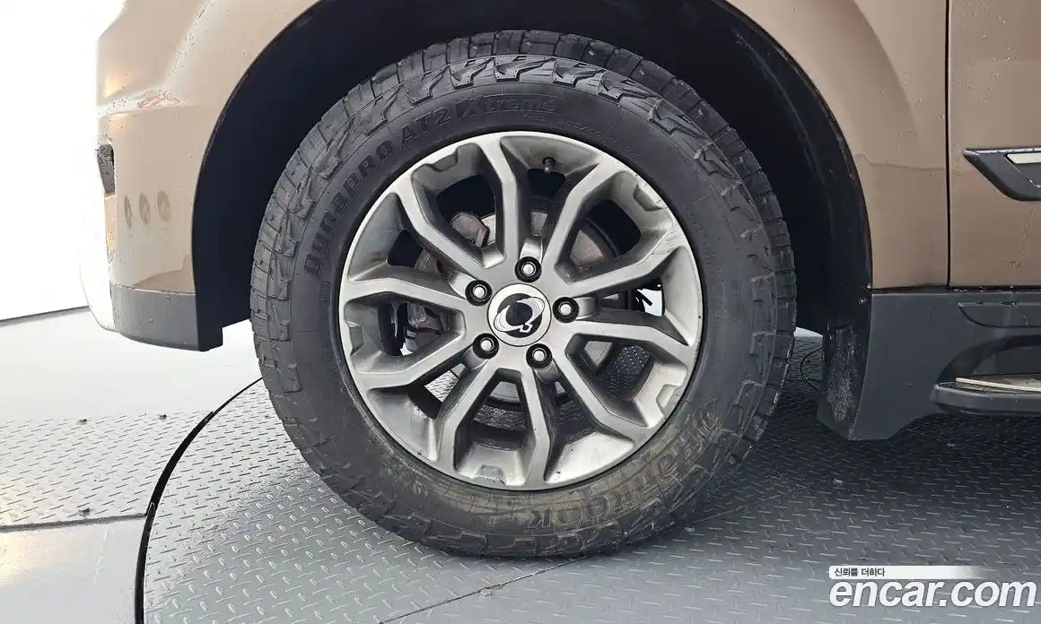 SsangYong Korando 2015 2.0 автомат (гидро), фото 5