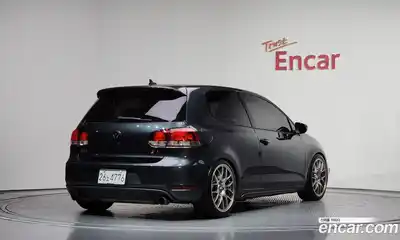 Volkswagen Golf 2010 2.0 автомат (гидро), миниатюра 2