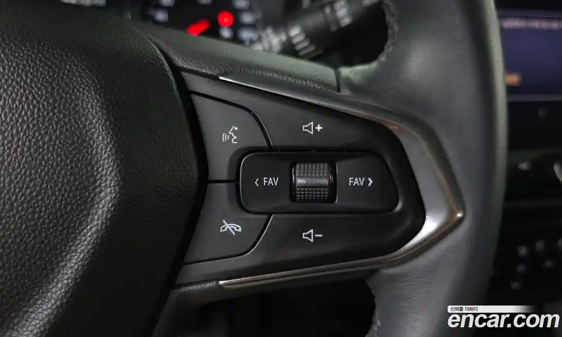 Chevrolet TrailBlazer 2021 1.3 автомат (гидро), фото 27
