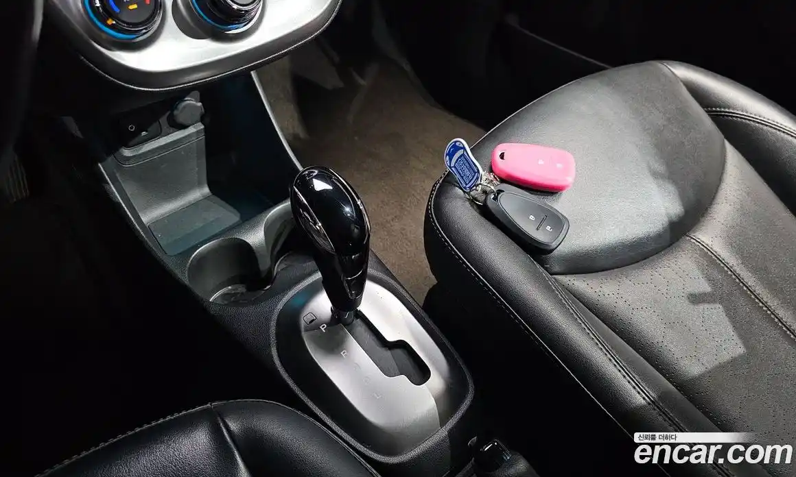 Chevrolet Spark 2016 1.0 автомат (гидро), фото 11