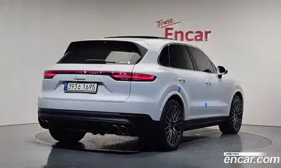 Porsche Cayenne, 2020, 93 090 км