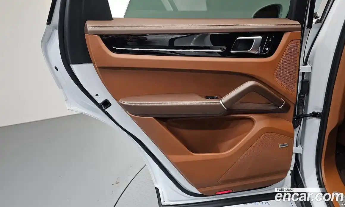 Porsche Cayenne 2020 3.0 автомат (гидро), фото 14