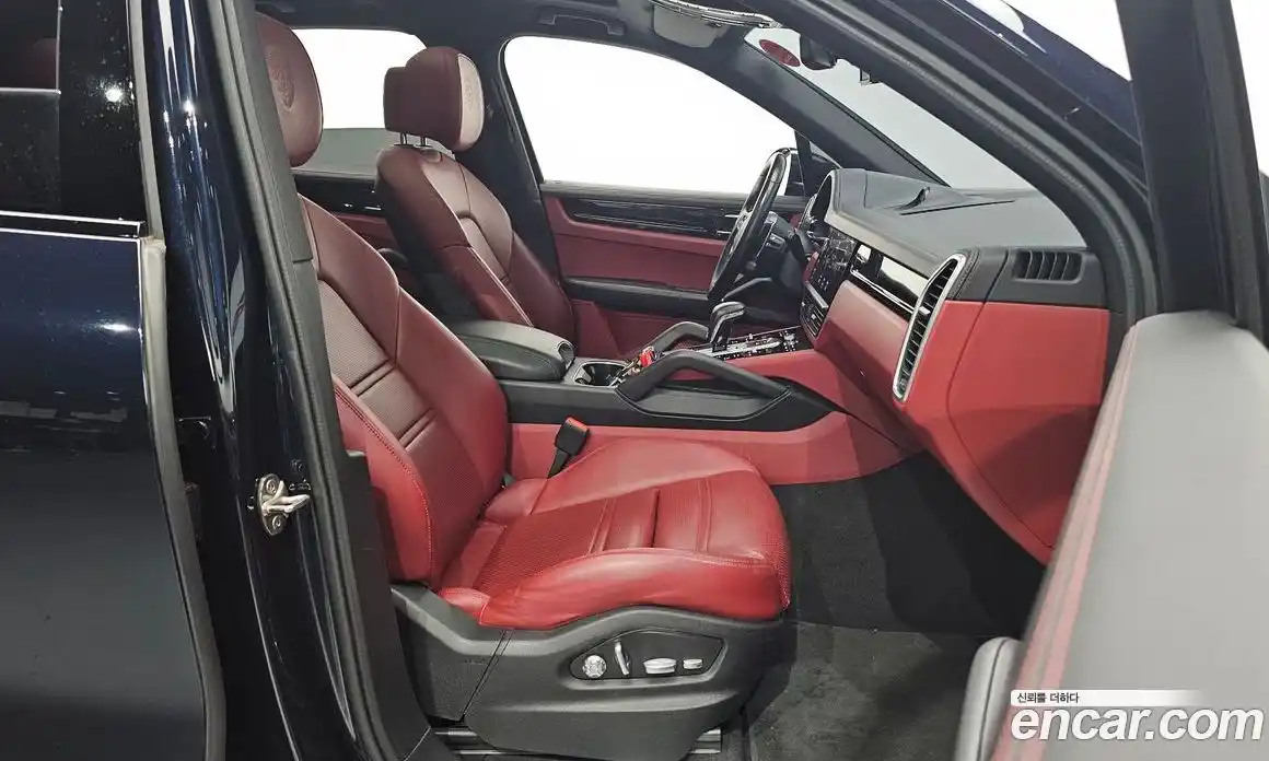 Porsche Cayenne 2021 3.0 автомат (гидро), фото 13