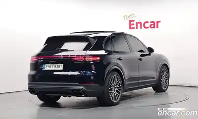 Porsche Cayenne 2021 3.0 автомат (гидро), миниатюра 2