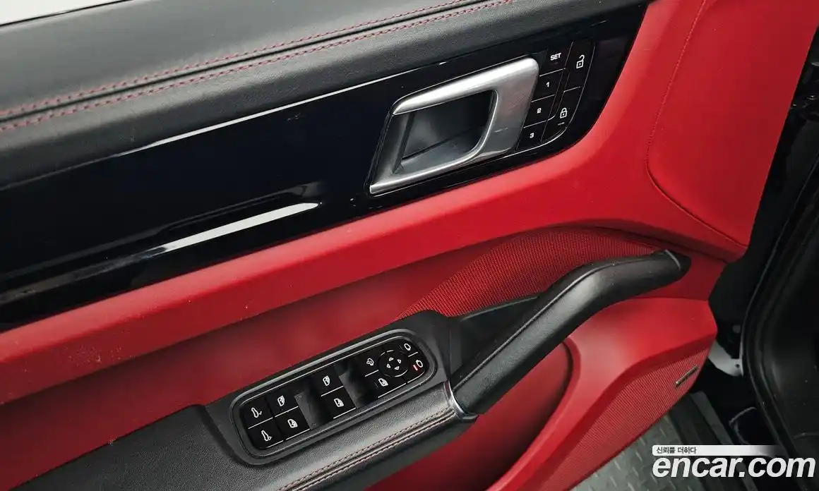 Porsche Cayenne 2021 3.0 автомат (гидро), фото 23