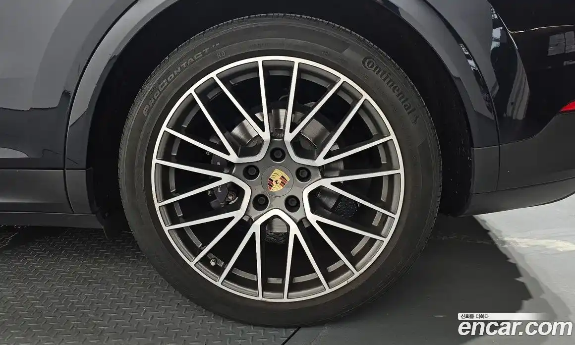 Porsche Cayenne 2021 3.0 автомат (гидро), фото 7