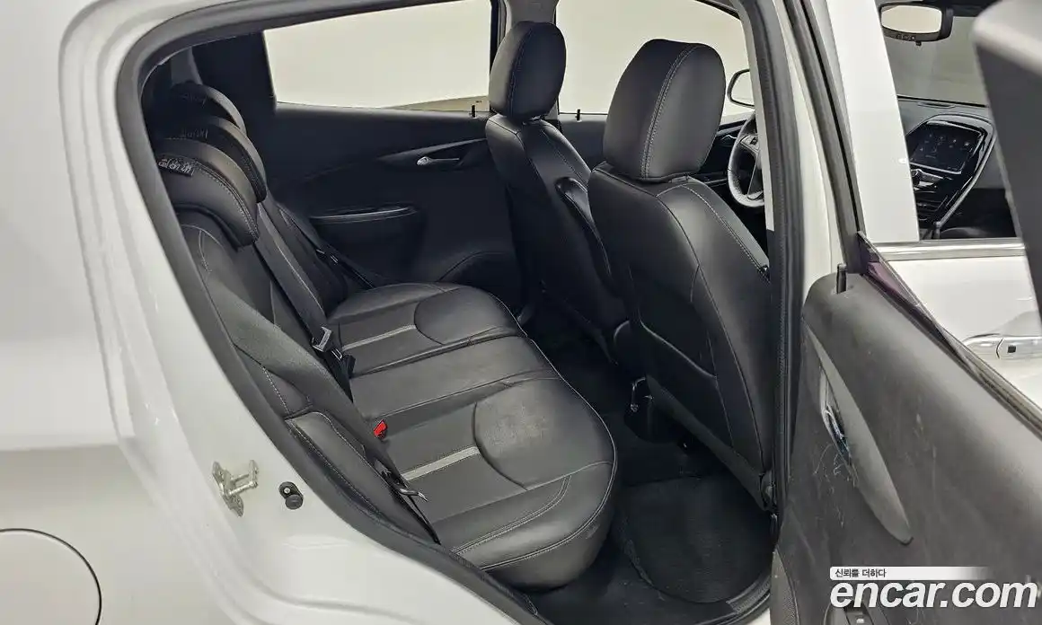 Chevrolet Spark 2021 1.0 автомат (гидро), фото 12