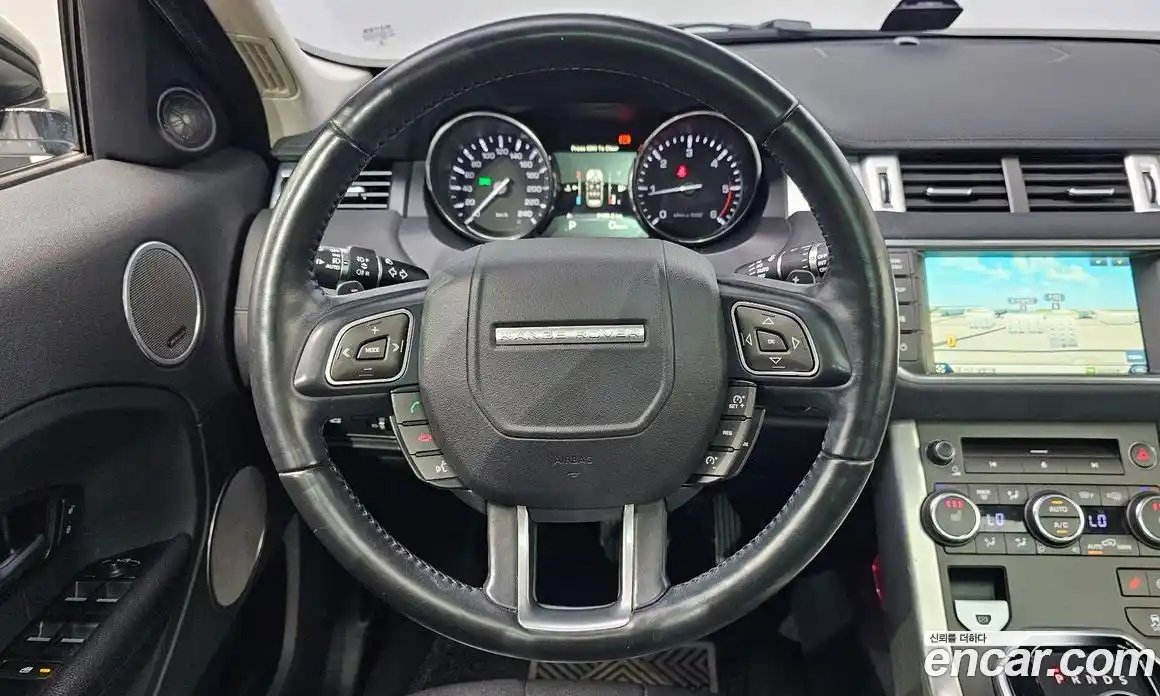Land Rover Range Rover Evoque 2015 2.2 автомат (гидро), фото 15