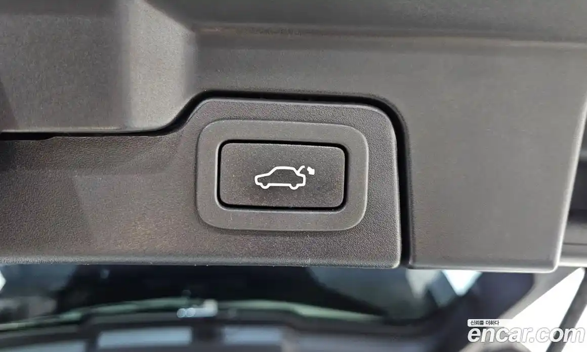 Land Rover Range Rover Evoque 2015 2.2 автомат (гидро), фото 18