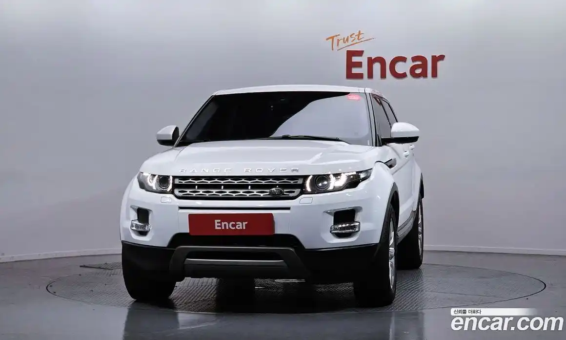 Land Rover Range Rover Evoque 2015 2.2 автомат (гидро), фото 3