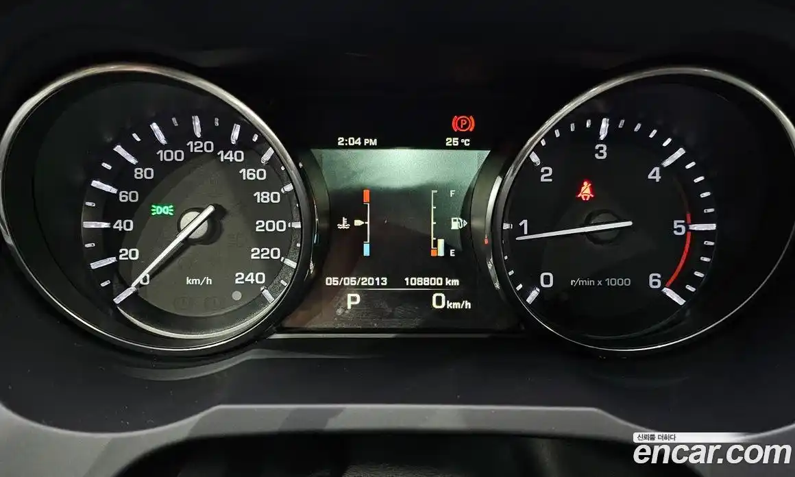 Land Rover Range Rover Evoque 2015 2.2 автомат (гидро), фото 8