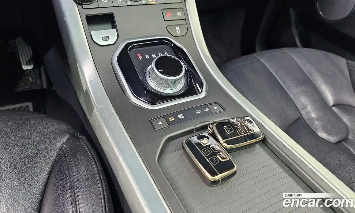 Land Rover Range Rover Evoque 2015 2.2 автомат (гидро), фото 9