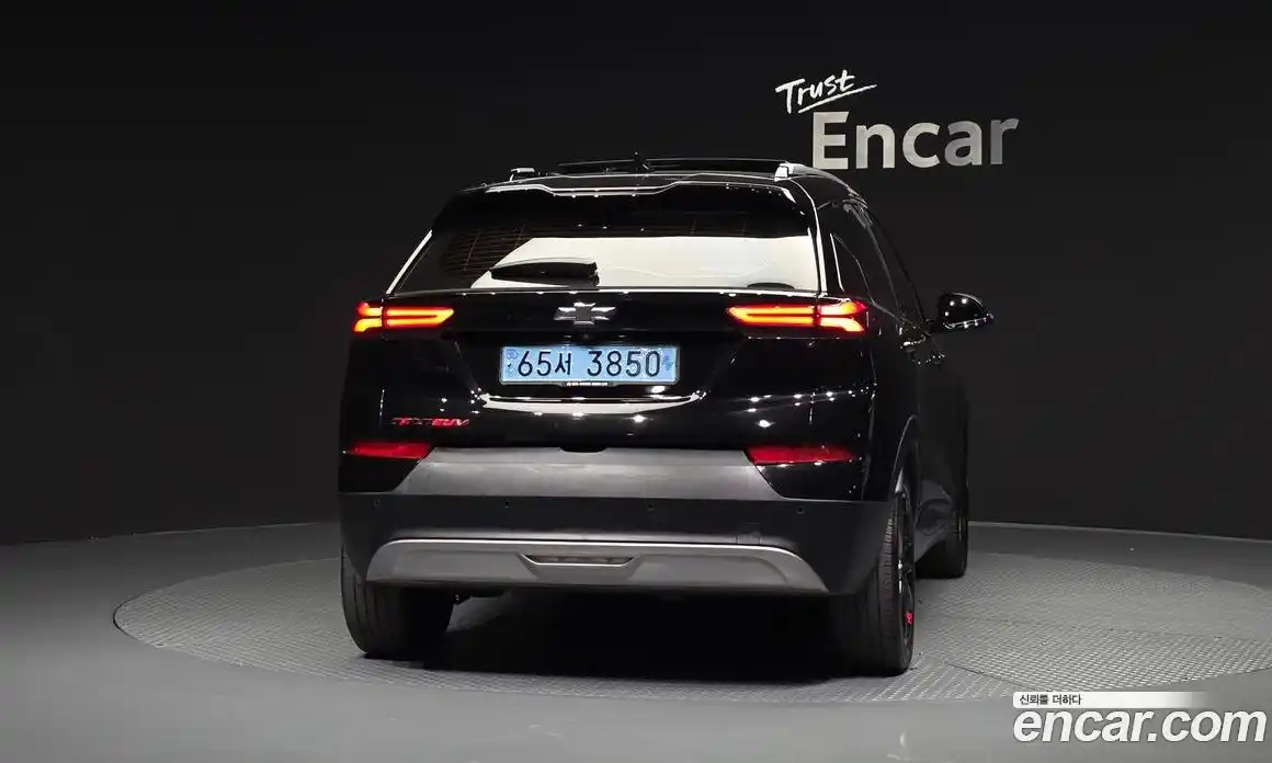 Chevrolet 볼트 EUV 2023 0.2 автомат (гидро), фото 4