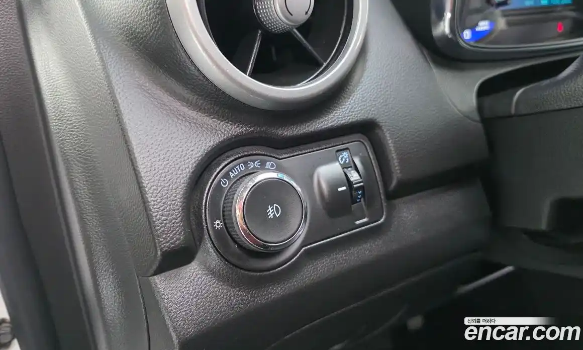 Chevrolet Trax 2015 1.4 автомат (гидро), фото 13